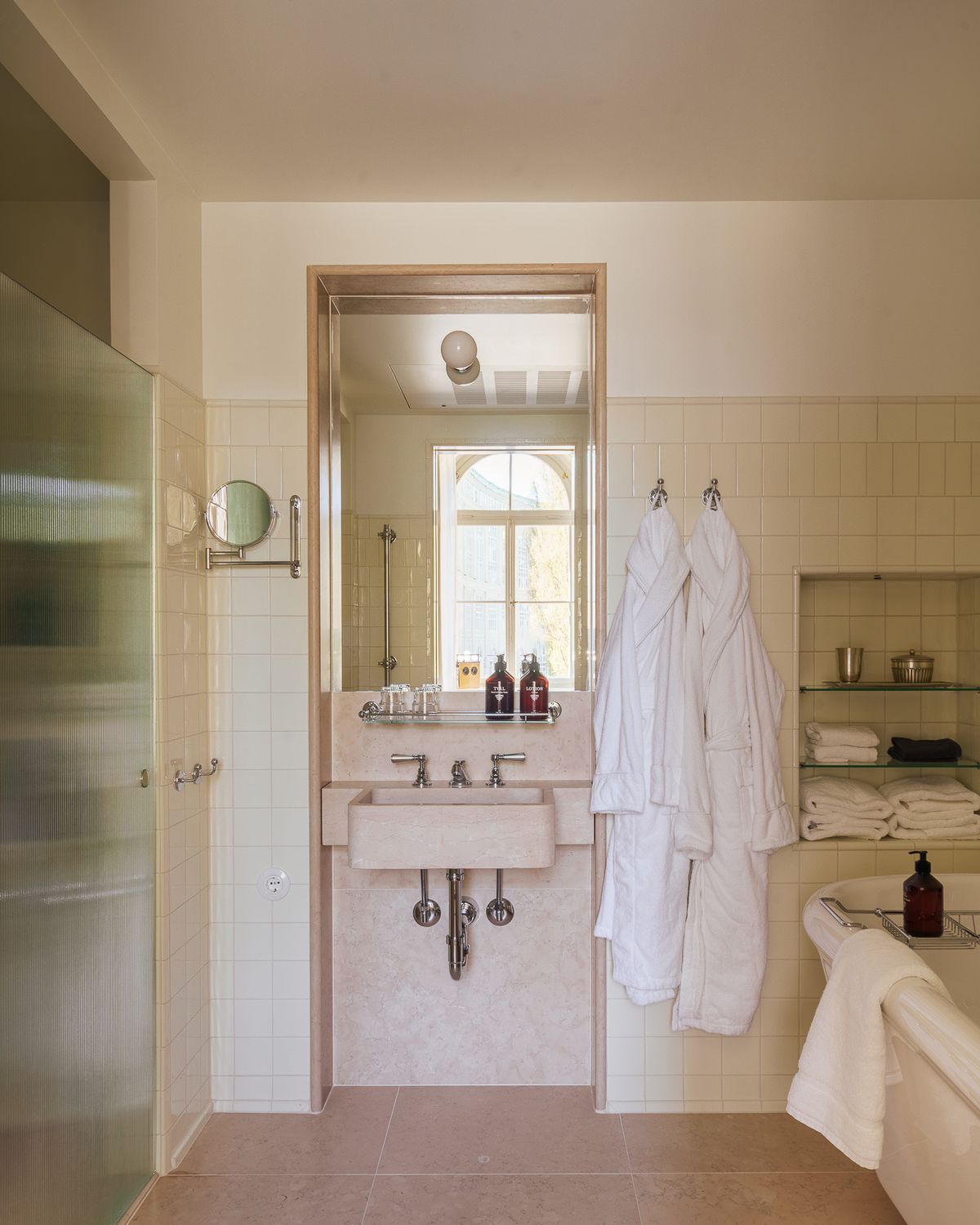 Stockholm Stadshotell roomStudio Suite