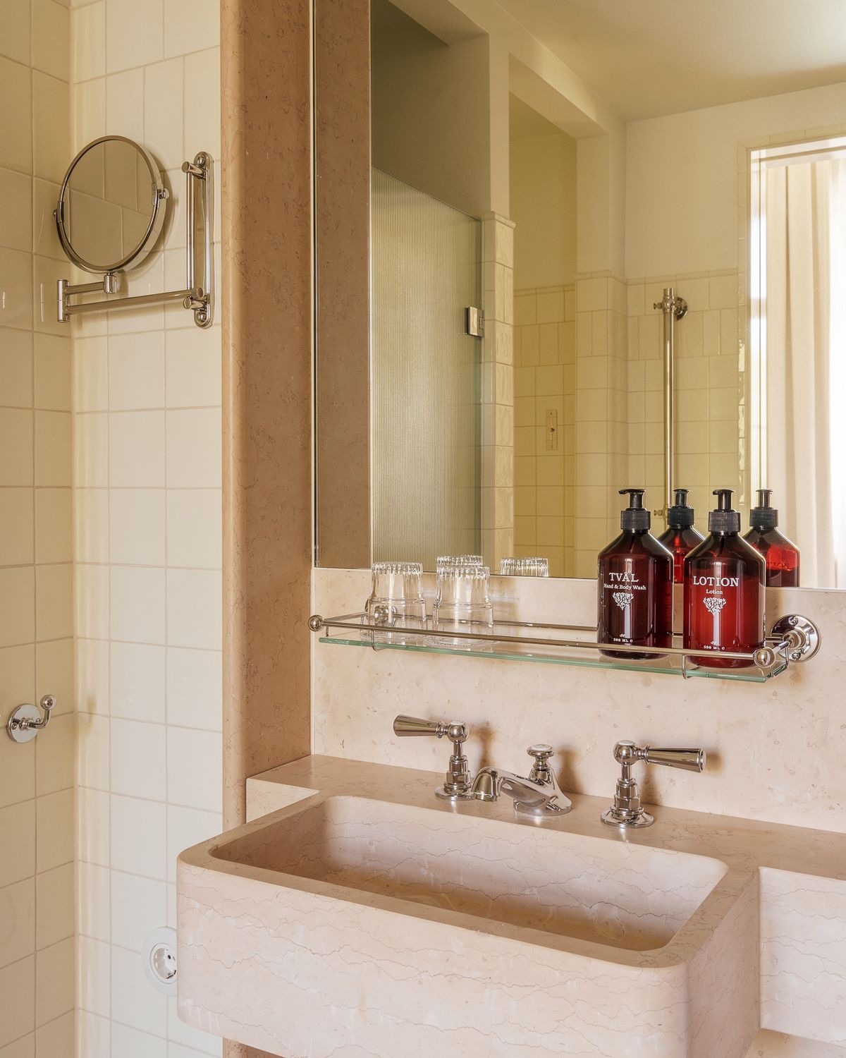 Stockholm Stadshotell roomStudio Suite